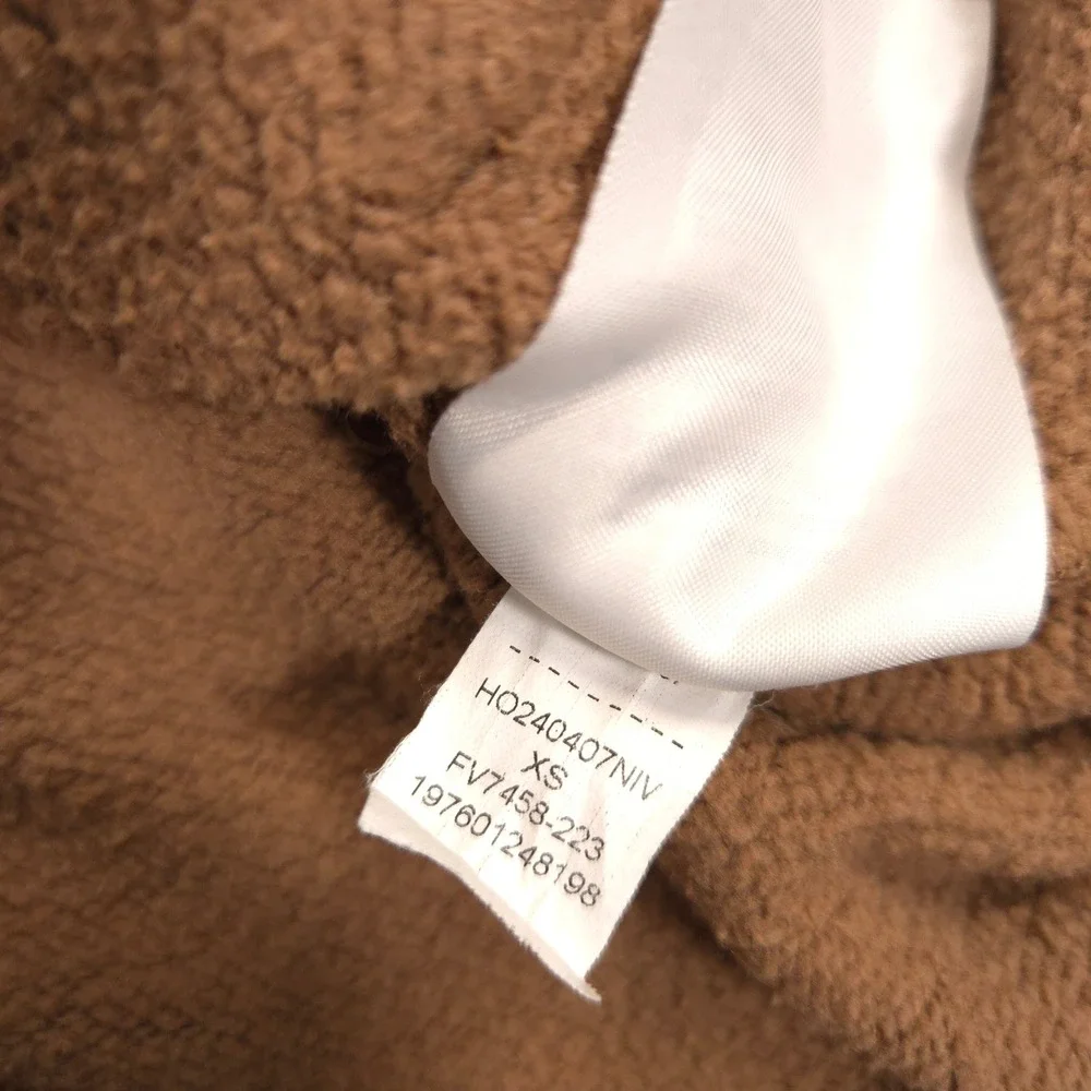Jordan essentials fleece
